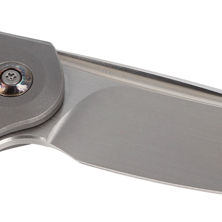 Nóż składany WE Knife Makani LE No 149/200 Gray Titanium / Aluminum Foil Carbon Fiber, Hand Rubbed Satin CPM 20CV by Anton Tkachenko (WE21048B- 2)