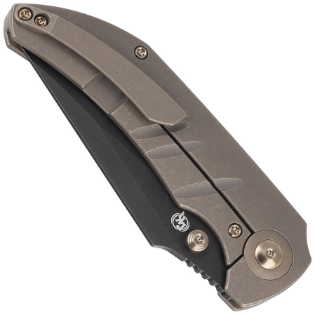 Nóż składany WE Knife Riff-Raff Bronze Titanium, Black Stonewash CPM 20CV by Matthew Christensen (WE22020B-1)