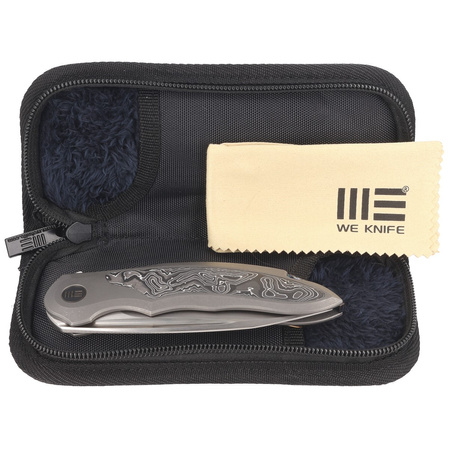 Nóż składany WE Knife Makani LE No 149/200 Gray Titanium / Aluminum Foil Carbon Fiber, Hand Rubbed Satin CPM 20CV by Anton Tkachenko (WE21048B- 2)