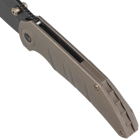 Nóż składany WE Knife Riff-Raff Bronze Titanium, Black Stonewash CPM 20CV by Matthew Christensen (WE22020B-1)